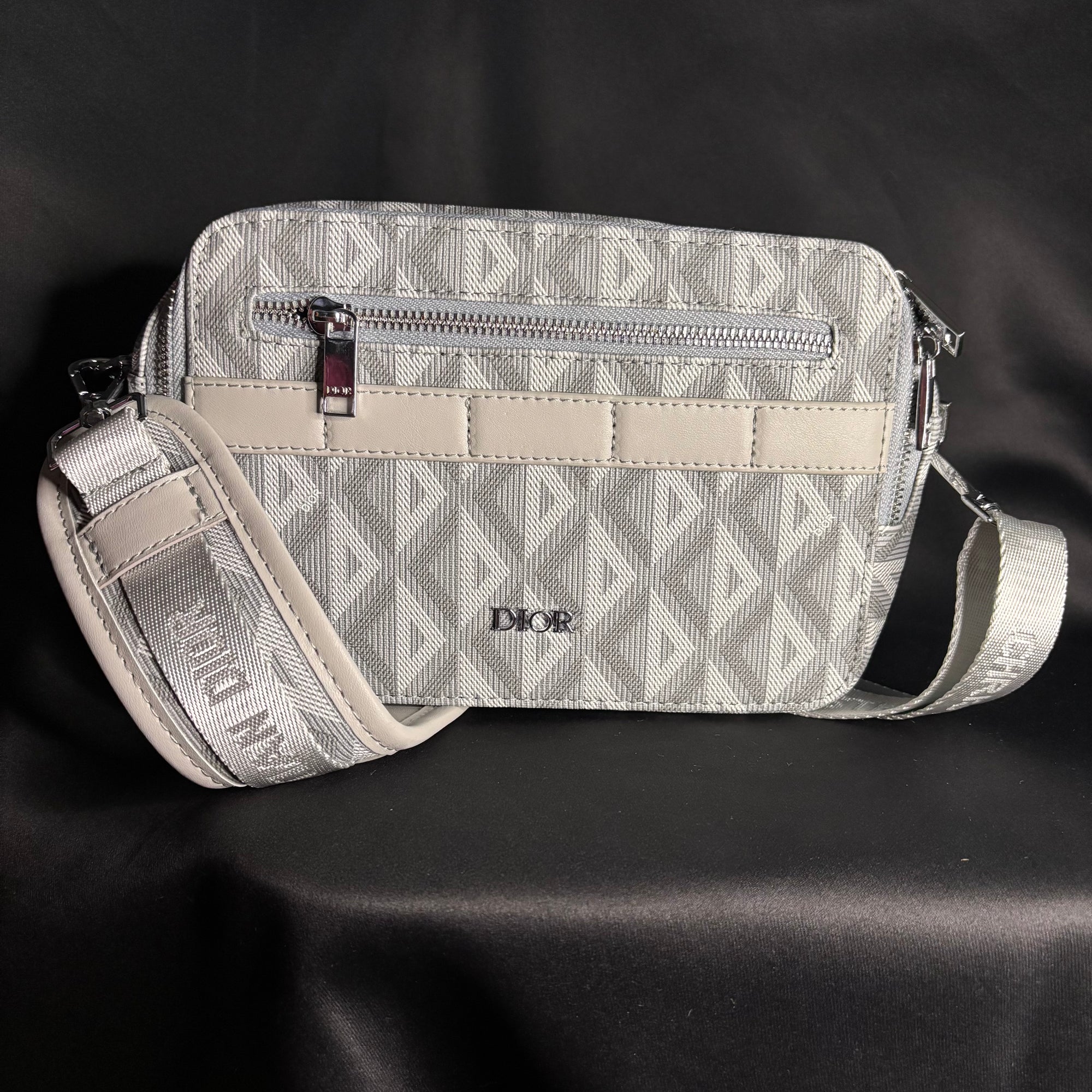 Sacoche Lacoste ‘Classique Blanc/Gris’